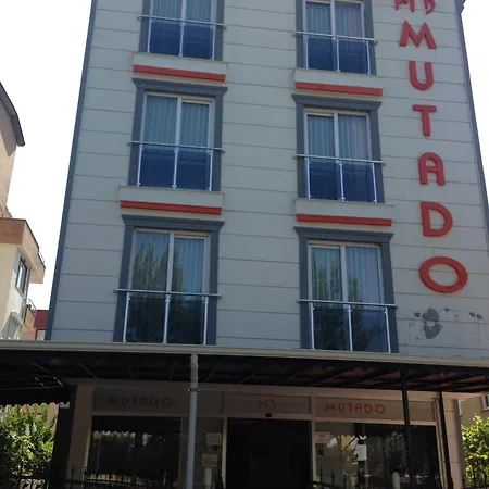Mutado ホテル 2*
