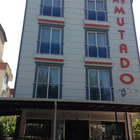Mutado ホテル 2*