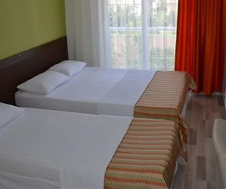 Mutado Hotel 2*