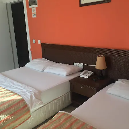 Hotel Mutado 2*